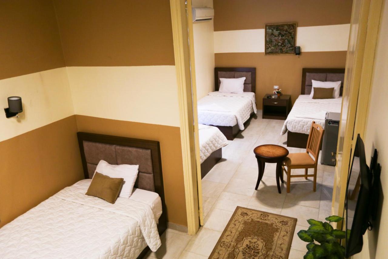 Valencia Boutiqe Cairo Hostel Εξωτερικό φωτογραφία
